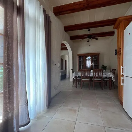 Homestay Id-dar Tan-nanna Sannat